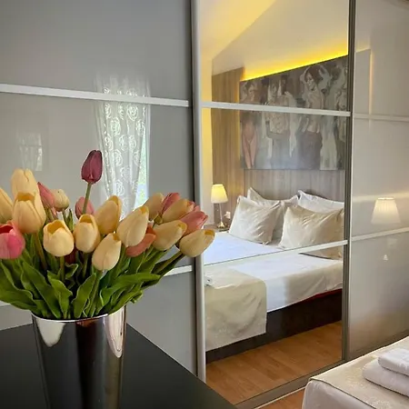 Апартаменты Nora Тучепи