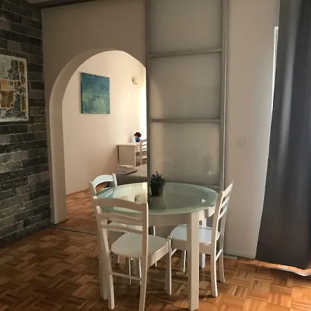 Apartment Nora *