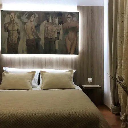 Nora Apartment *