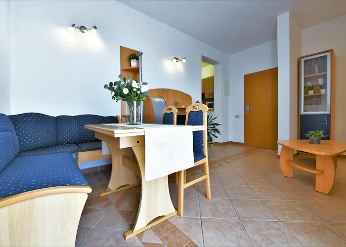 Nora Apartament *